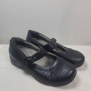 Dansko Kitty Black Leather Pleated Mary Jane Adjustable Buckle Strap Shoes Sz 39